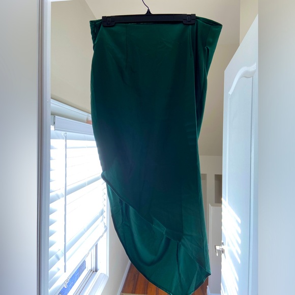 Fashion Nova Valencia Wrap Satin Festive MIDI Skirt - Picture 2 of 3